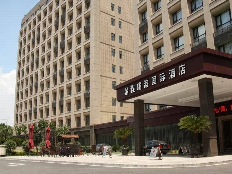 Regan International Hotel Wuxi  Exterior photo